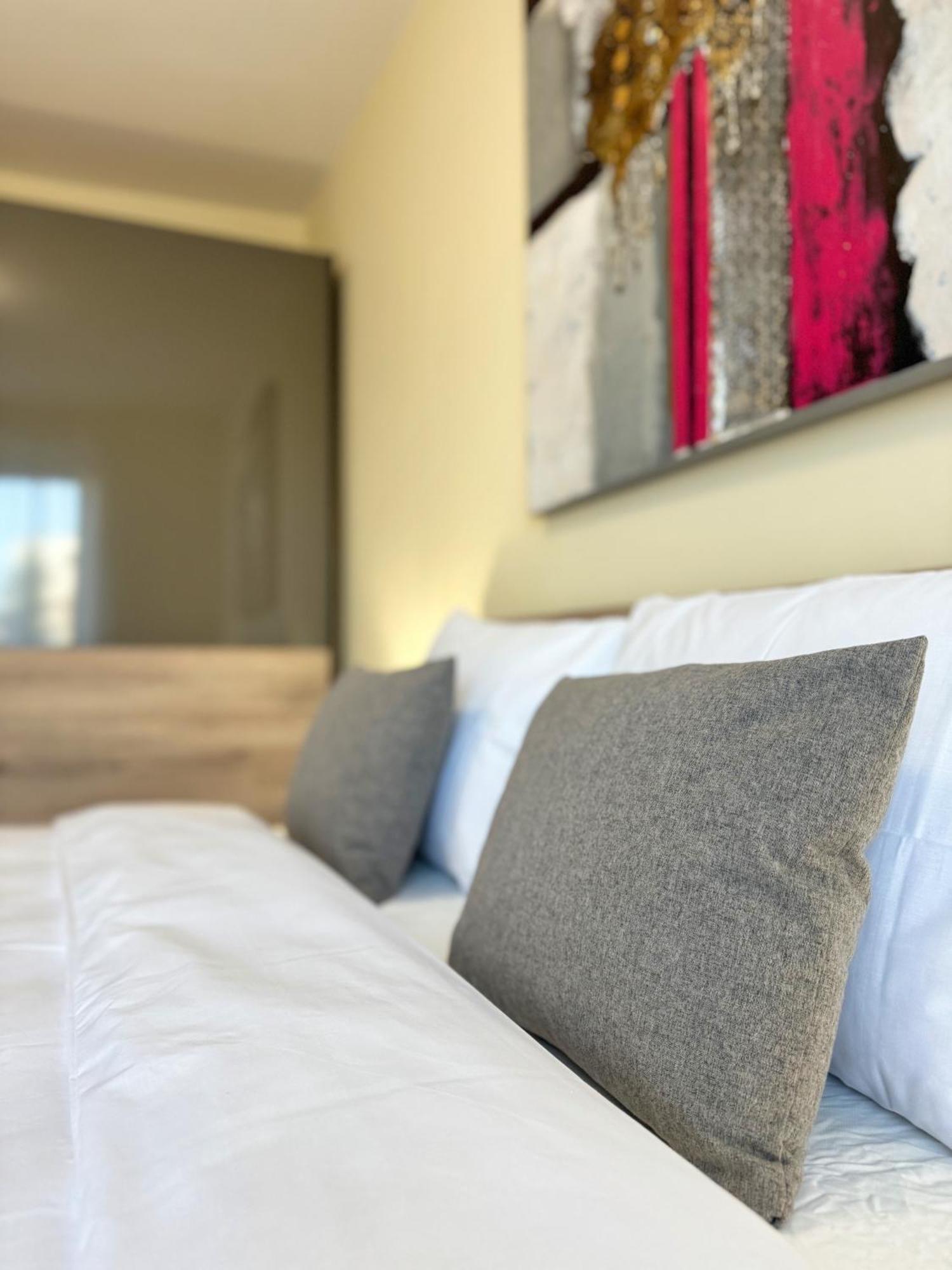Restful Apartment For 4 Guests In Burgas Extérieur photo